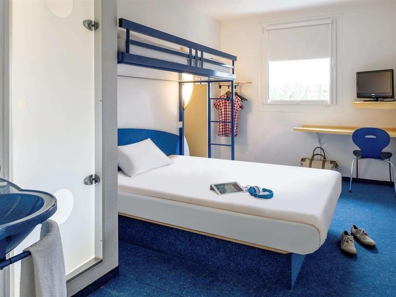 Ibis Budget Rochefort المظهر الخارجي الصورة