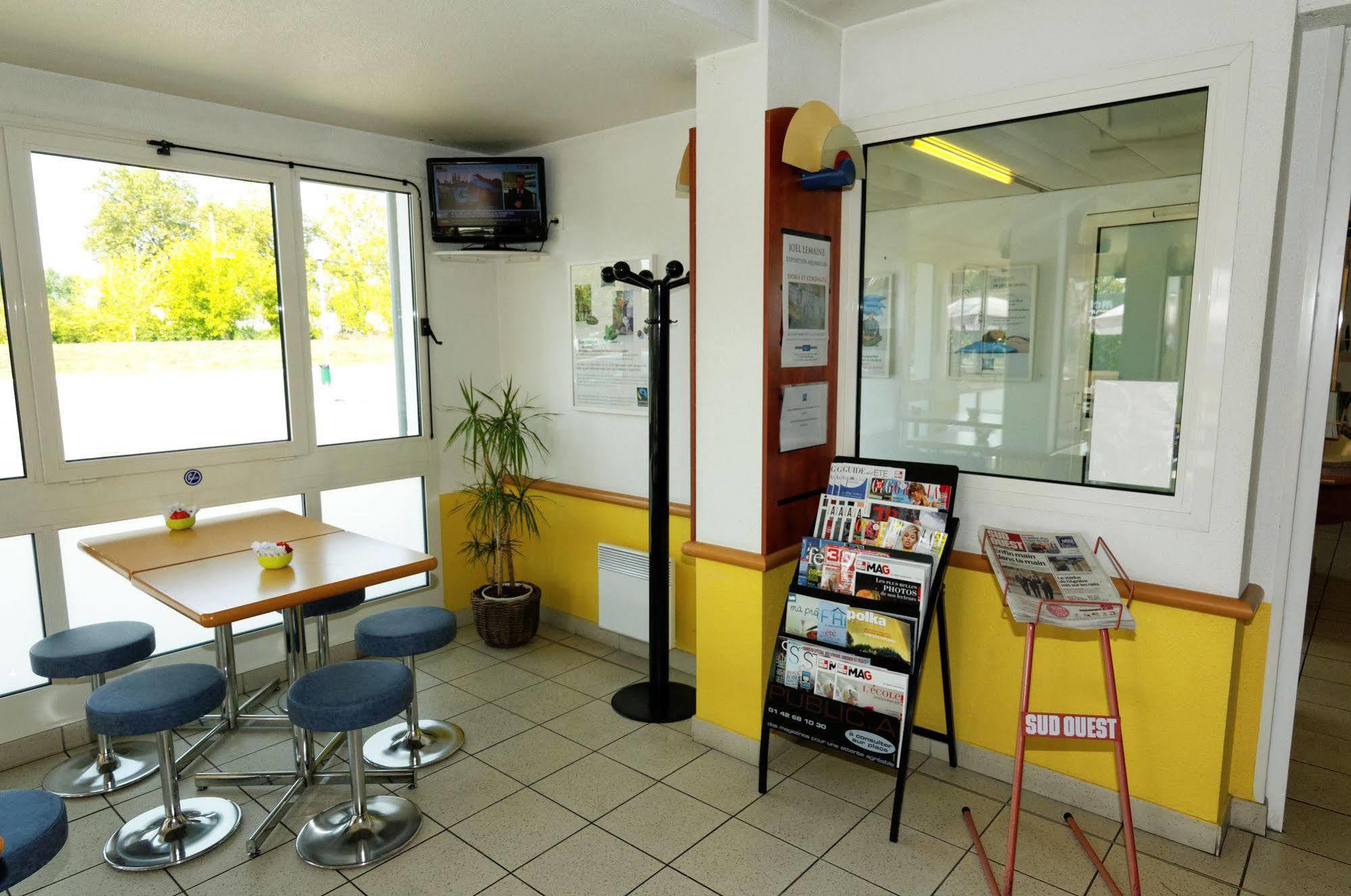Ibis Budget Rochefort المظهر الخارجي الصورة